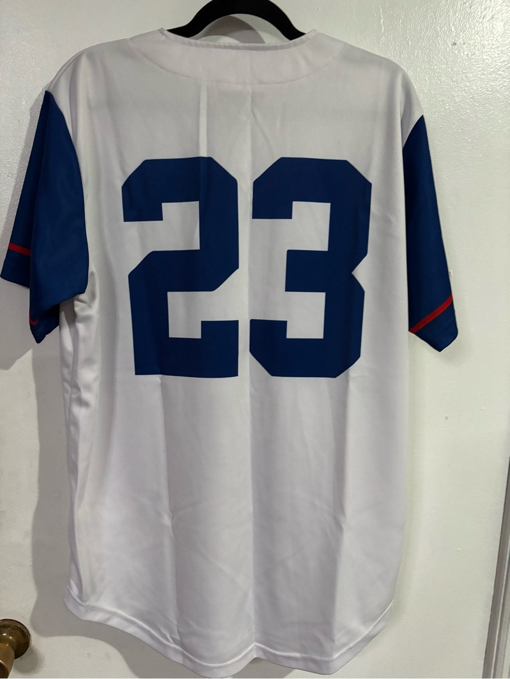 T- shirts, Jersey & Shorts - Picture 5 of 9